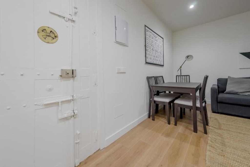 מדריד Cozy Apt Para 6Pax A Escasos Metros Del Retiro מראה חיצוני תמונה